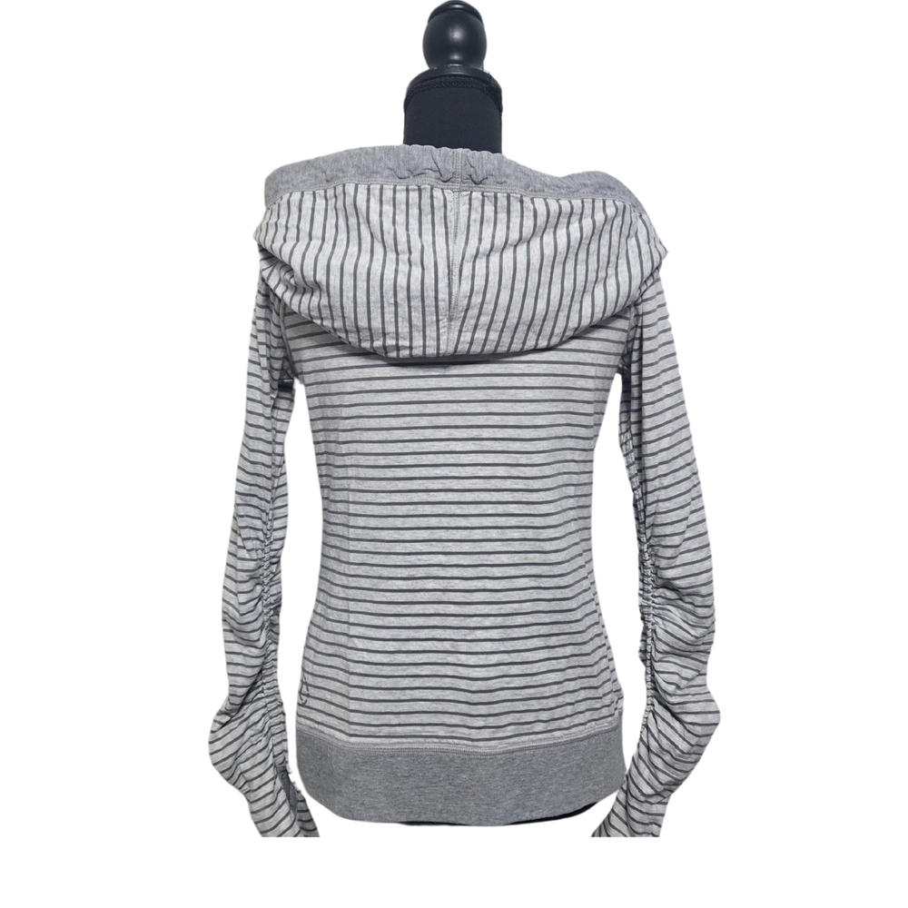 Lululemon Reversible Gray Striped Women's Hoodie - Picture 4 of 7